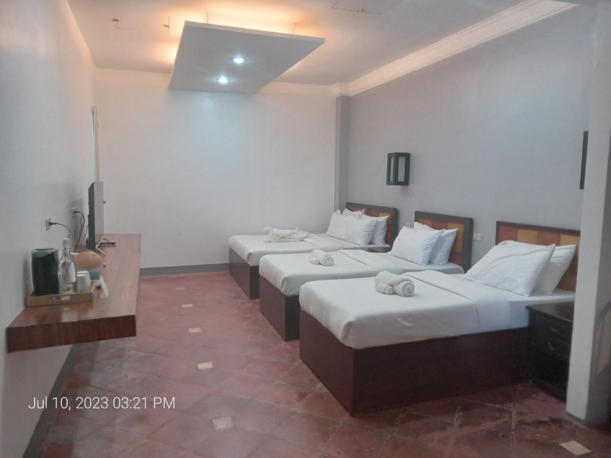 Dumaguete Seafront Hotel Dumaguete City Extérieur photo